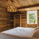 La Charbonniere, Grand Haut-de-gamme Avec Jacuzzi Et Sauna