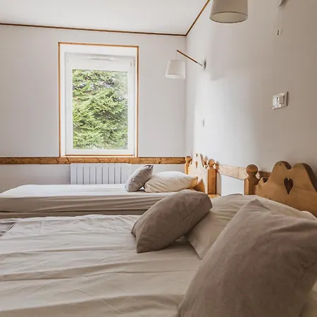 La Charbonniere, Grand Haut-de-gamme Avec Jacuzzi Et Sauna *