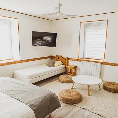 Ferienhaus La Charbonniere, Grand Haut-de-gamme Avec Jacuzzi Et Sauna *