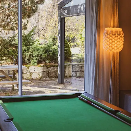 Prázdninový dům La Charbonniere, Grand Haut-de-gamme Avec Jacuzzi Et Sauna *