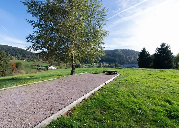 Дом отдыха La Charbonniere, Grand Haut-de-gamme Avec Jacuzzi Et Sauna Жерарме