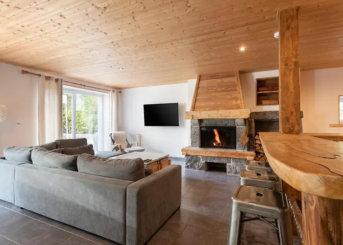 Дом отдыха La Charbonniere, Grand Haut-de-gamme Avec Jacuzzi Et Sauna