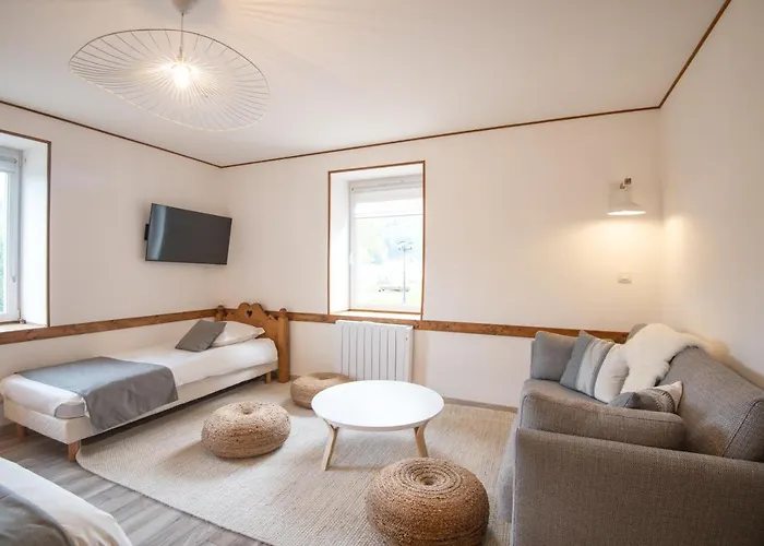 Дом отдыха La Charbonniere, Grand Haut-de-gamme Avec Jacuzzi Et Sauna Жерарме