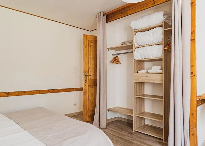 La Charbonniere, Grand Haut-de-gamme Avec Jacuzzi Et Sauna Дом отдыха Жерарме