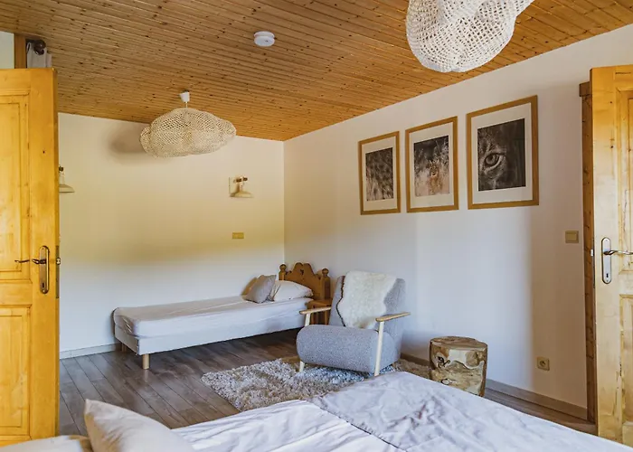 La Charbonniere, Grand Haut-de-gamme Avec Jacuzzi Et Sauna Дом отдыха